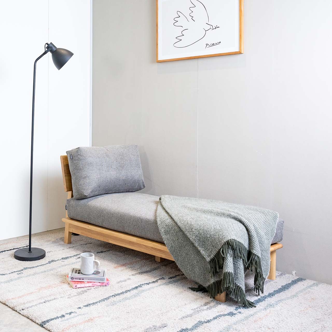 Ghế sofa góc MOHO VLINE 601 màu xám đậm