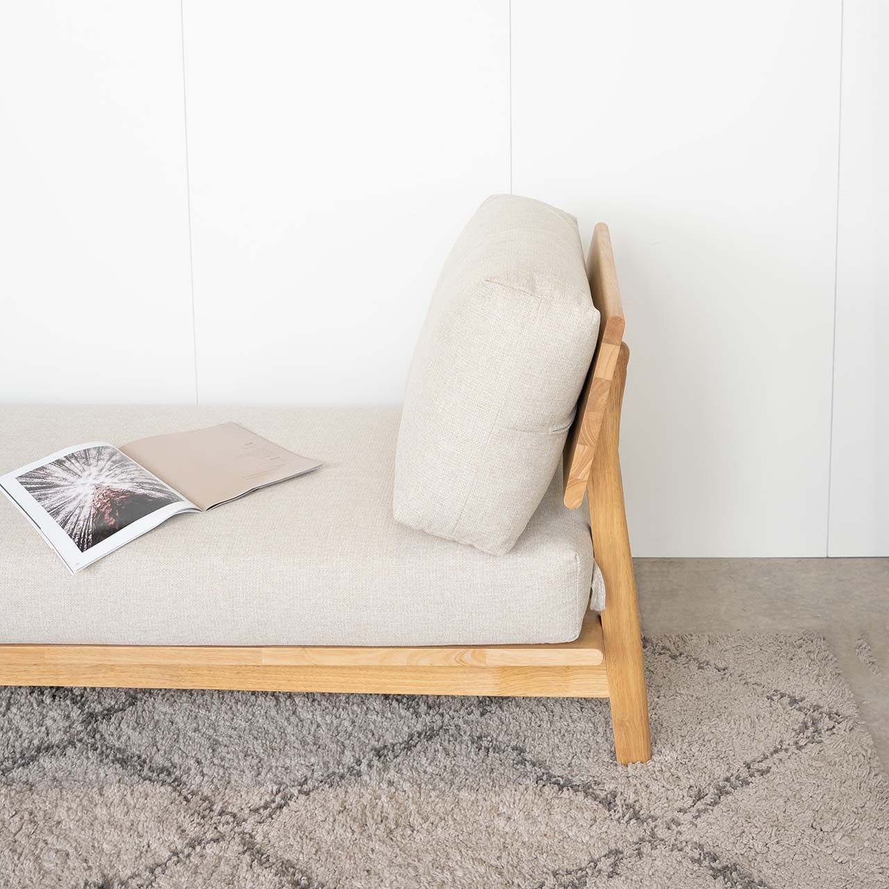 Ghế Sofa Góc Gỗ Cao Su Tự Nhiên MOHO VLINE 601